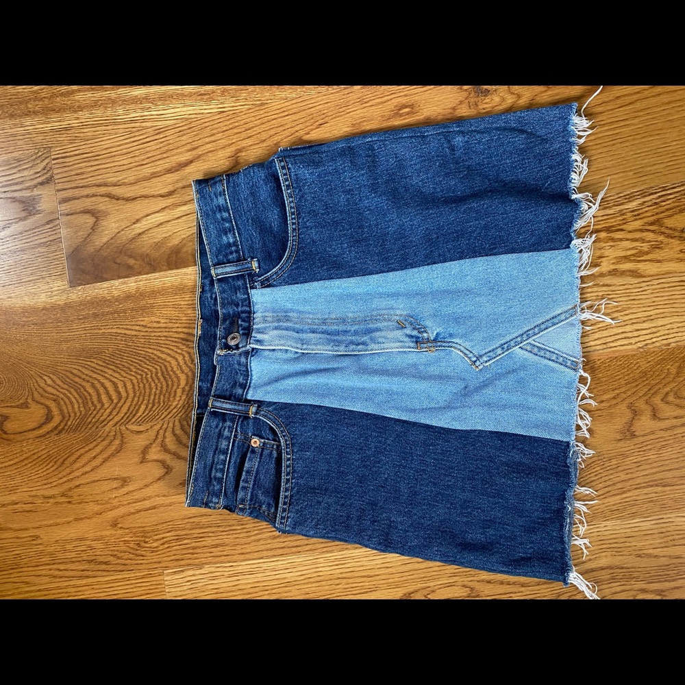 Levi’s two tone denim skirt